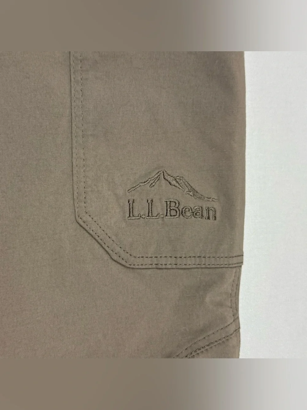 LL Bean Mens Cresta Hiking Pants 38 x 30 Standard Fit Dark Cinder Nylon B2
